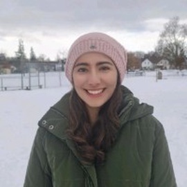 Niloufar Naeeni